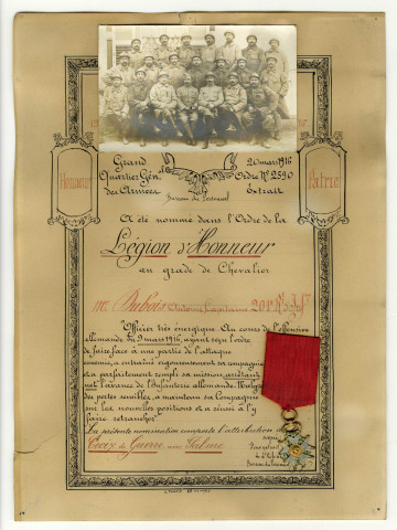 Légion d'honneur, 20 mars 1916, diplôme et médaille de chevalier encadrés.