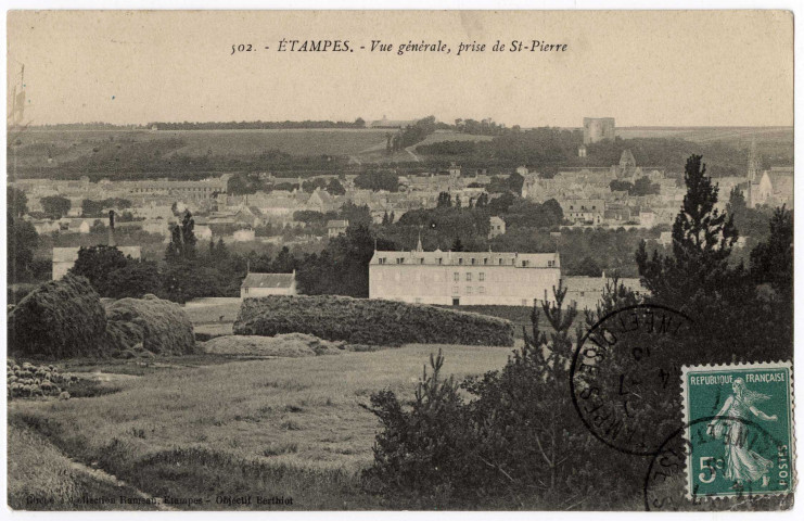 ETAMPES. - Vue générale, prise de Saint-Pierre [Editeur Rameau, 1910, timbre à 5 centimes]. 