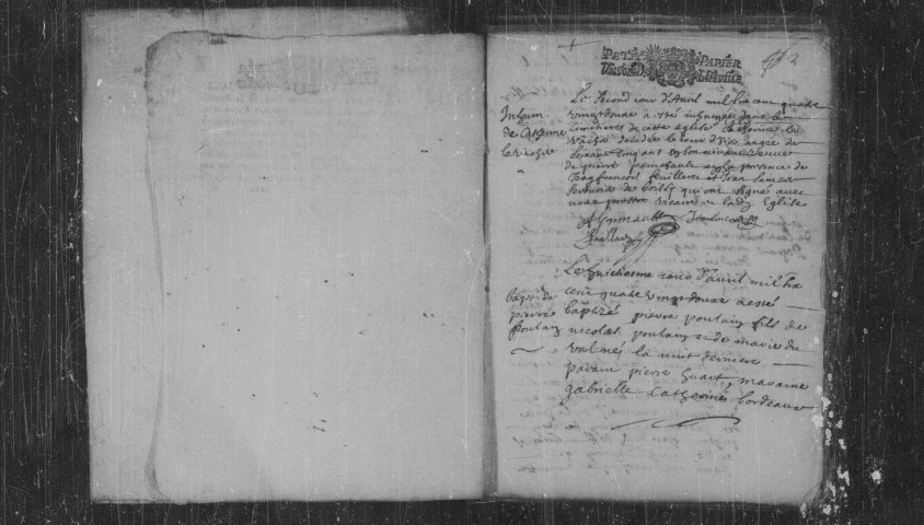 EGLY. Paroisse Saint-Pierre : Baptêmes, mariages, sépultures : registre paroissial (1692-1743). [Lacunes : B.M.S. (1712-1717, 1727-1736)]. 