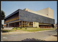 LONGJUMEAU.- La salle des fêtes [1972-1990].
