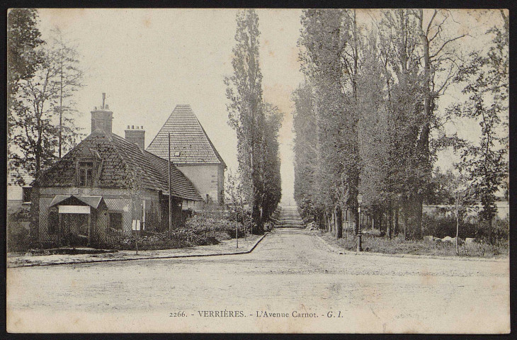 VERRIERES-LE-BUISSON.- L'avenue Carnot [1904-1906].