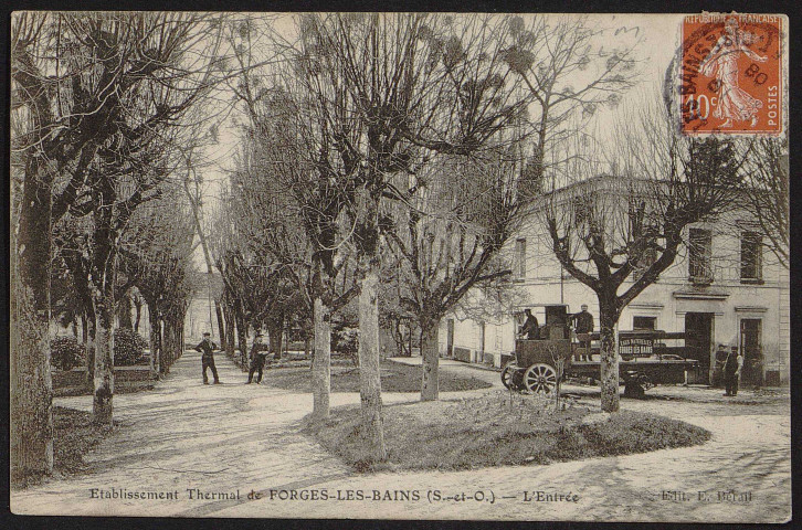 Forges-les-Bains.- Etablissement thermal : L'entrée (19 novembre 1908). 