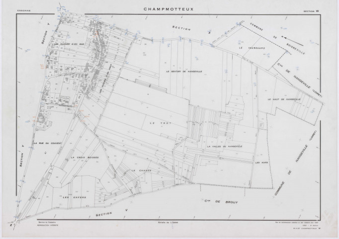 CHAMPMOTTEUX, plans minutes de conservation : tableau d'assemblage, 1953, Ech. 1/10000 ; plans des sections V, W, X, Y, Z, 1953, Ech. 1/2000, section ZA, 1961, Ech. 1/2000. Polyester. N et B. Dim. 105 x 80 cm [7 plans]. 