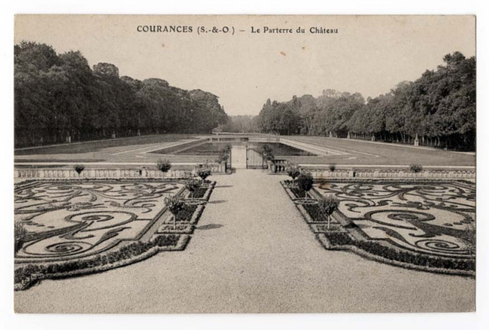 COURANCES. - Le parterre du château, ELD. 