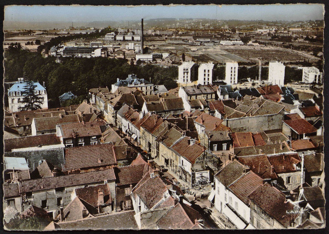 MASSY.- En avion au-dessus de la rue Gabrielle Péri et vue panoramique [1960-1964].