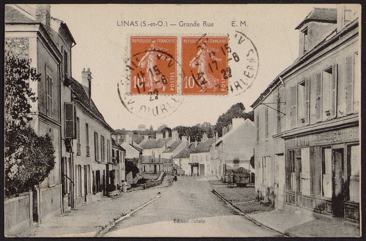 Linas.- Grande rue (17 juin 1922). 