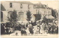 ATHIS-MONS. - Aspect du café-restaurant Poupelard un jour de banquet ( 1915) 