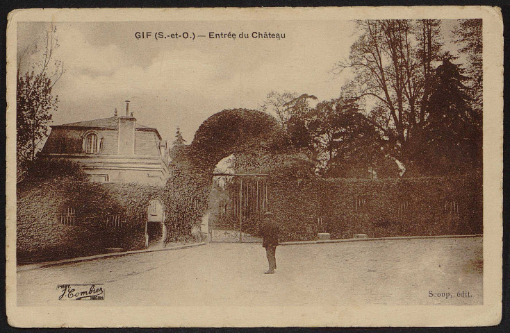 GIF-SUR-YVETTE.- Entrée du château (6 juillet 1929). 