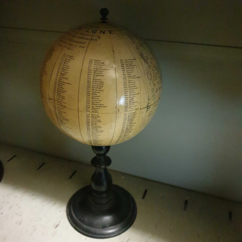 globe de la Lune de Gaudibert (n°2)