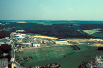 DOURDAN. - La zone industrielle de la Gaudrée (juin 1976). 