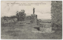 MONTLHERY. - Tour. Le vieux puits et les ruines côté du pont-levis [Editeur EM, 1908, 2 timbres à 5 centimes]. 