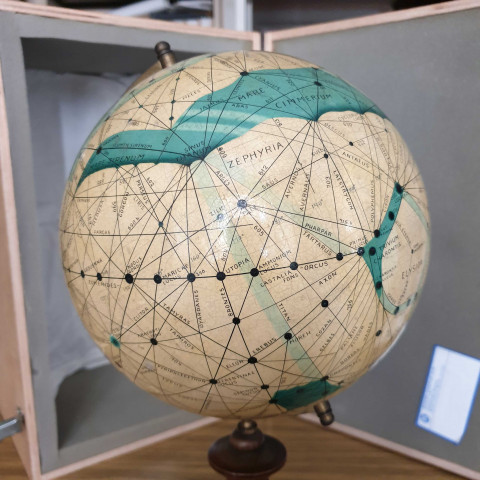 globe de la planète Mars de Lowell (bois, H.38 cm)