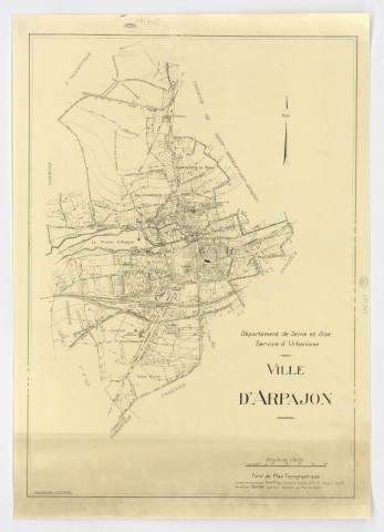 Fonds de plan topographique d'ARPAJON dressé et dessiné par GEOFFROY, géomètre-expert, vérifié par M. DIXMIER, ingénieur-géomètre, [s.d.]. Ech. 1/5 000. N et B. Dim. 0,75 x 0,53. 