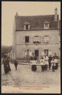 SAINT-SULPICE-DE-FAVIERES.- Pèlerinage : Le départ du presbytère [1910-1920].