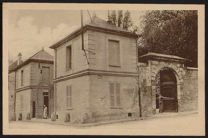 YERRES.- Préventorium Albert-Calmette : Entrée de l'établissement [1920-1930].