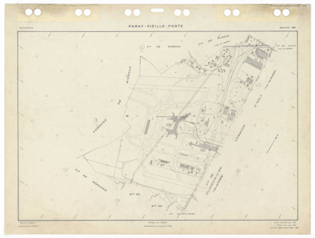 PARAY-VIEILLE-POSTE, plans minutes de conservation : tableau d'assemblage,1969, Ech. 1/5000 ; plans des sections AB, 1969, Ech. 1/5000, sections AC, AD, AE, AH, 1969, Ech. 1/1000. Polyester. N et B. Dim. 105 x 80 cm [6 plans]. 