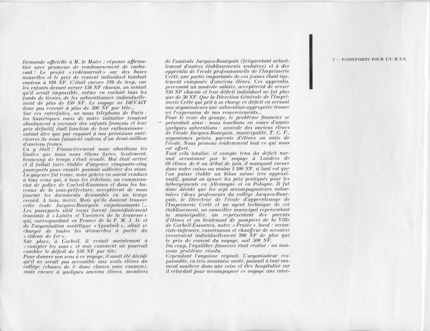 Passeports pour l'U.R.S.S. : brochure prêtée par M. Claisse, illustrée de photographies en noir et blanc, signée Guilloteau et imprimée sur les presses de l'imprimerie Crété à Corbeil-Essonnes (1961).