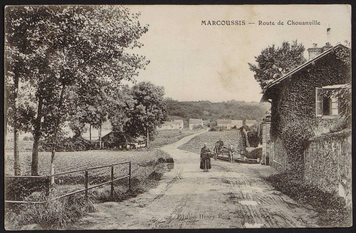 MARCOUSSIS.- Route de Chouanville, 1909.