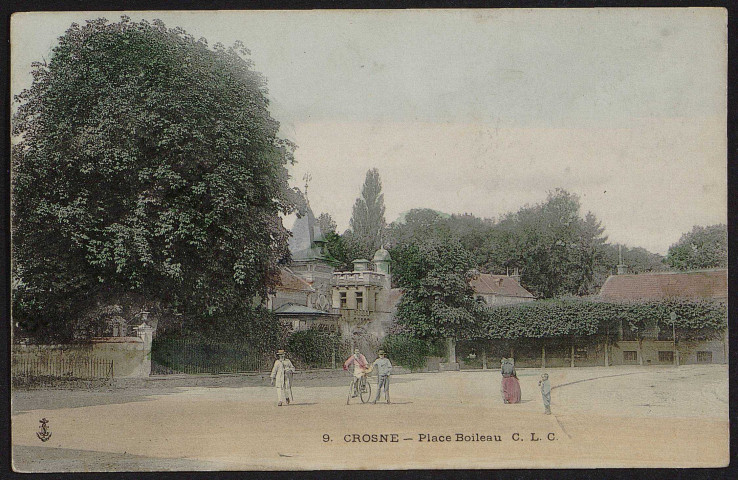 Crosne.- Place Boileau (16 août 1906). 