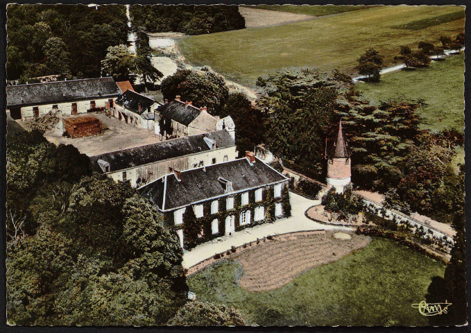 Châlo-Saint-Mars.- Vue aérienne du château de Champrond [1965-1970]. 