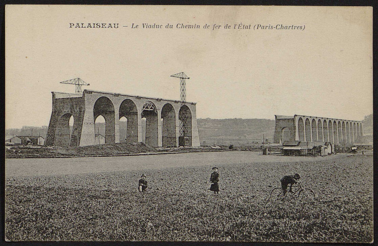 Palaiseau.- Le viaduc du chemin de fer de l'Etat (Paris-Chartres) [1920-1930]. 