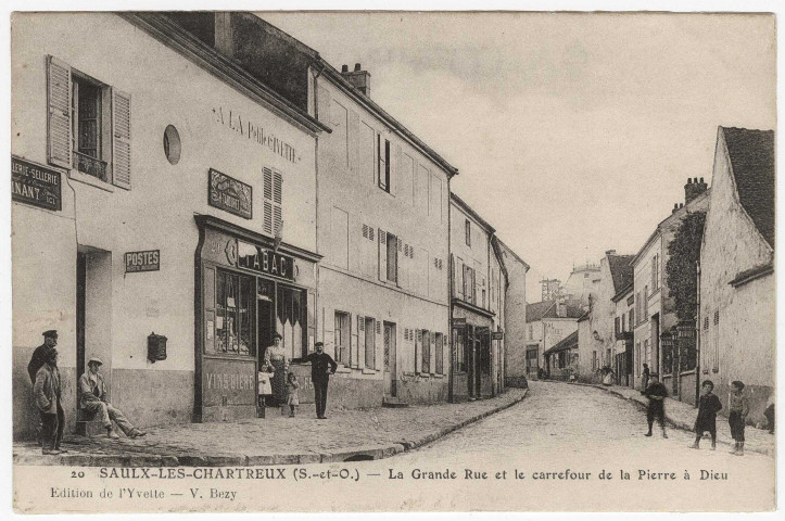 SAULX-LES-CHARTREUX. - La Grande-rue et le carrefour de la Pierre-à-Dieu [Editeur Bezy]. 