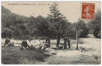 VILLENEUVE-SUR-AUVERS. - Le puits du bas sur la route d'Auvers. Edition Chemin-Demigny, 1912, timbre à 10 centimes. 