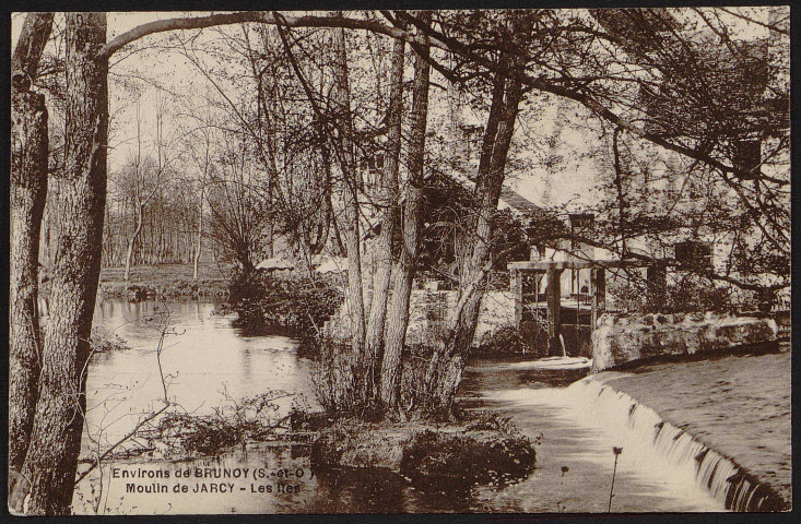 VARENNES-JARCY.- Moulin de Jarcy : Les îles [1904-1920].