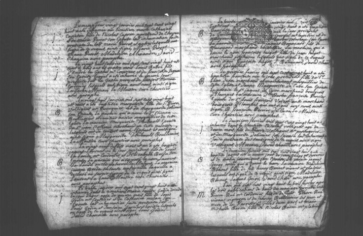 ETAMPES. Paroisse Notre-Dame : Baptêmes, mariages, sépultures : registre paroissial (1715-1730). 