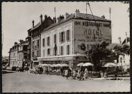 Brunoy.- L'Anacréon, hôtel-restaurant-café-tabac, place de la gare [1950-1964]. 