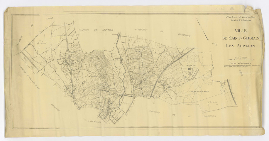 Fonds de plan topographique de SAINT-GERMAIN-LES-ARPAJON dressé et dessiné par M. GEOFFROY, géomètre-expert, vérifié par M. DIXMIER, ingénieur-géomètre, Service d'Urbanisme du département de SEINE-ET-OISE, 1944. Ech. 1/5 000. N et B. Dim. 0,61 x 1,22. 