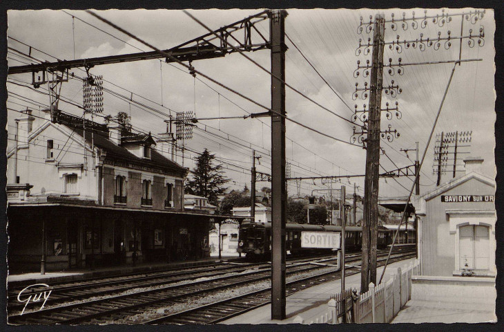 SAVIGNY-SUR-ORGE .- La gare (29 août 1960). 