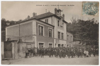 JUVISY-SUR-ORGE. - L'école des garçons. La sortie. (1903), 5 c, ad. 