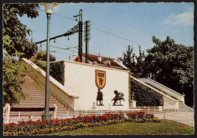 SAVIGNY-SUR-ORGE .- Place Davout [1963-1985]. 
