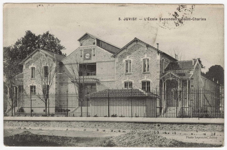 JUVISY-SUR-ORGE. - Ecole secondaire Saint-Charles. Leprunier (1916), 23 lignes, ad. 