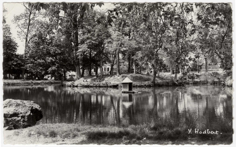 VERRIERES-LE-BUISSON. - Le lac [Editeur Hodbert, 1962, timbre à 0,20 f]. 