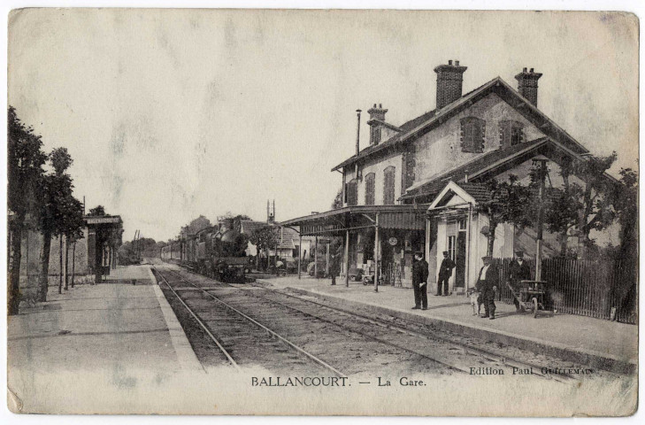 BALLANCOURT-SUR-ESSONNE. - La gare, Guillemain, 1916, 1 mot, ad., sépia. 