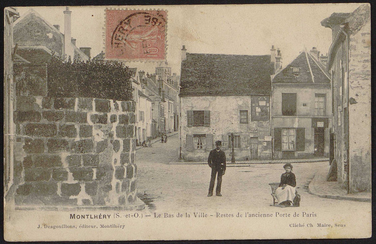 Montlhéry.- Le bas de la ville. Restes de l'ancienne porte de Paris (16 février 1906). 