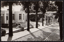 Ferté-Alais (la).- Les jardins de la piscine (1962). 