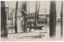 CORBEIL-ESSONNES. - Inondations de 1910. Porte n°1 des ateliers Decauville, Mardelet. 