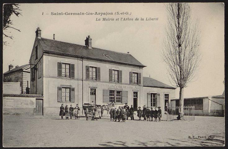 SAINT-GERMAIN-LES-ARPAJON.- La mairie et l'arbre de la Liberté [1904-1910].