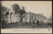 Courances.- Les communs du château [1915-1919]. 