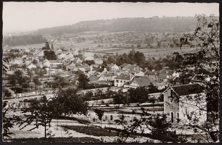MARCOUSSIS.- Panorama vu de la butte de Nozay [1950-1960]. 