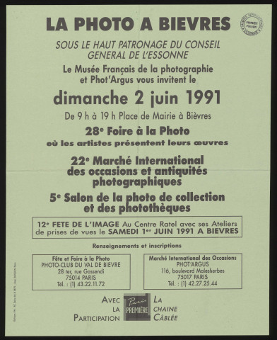 BIEVRES.- 28ème foire à la photo, 22ème marché international des occasions et antiquités photographiques, 5ème salon de la photo de collection et des photothèques, 2 juin 1991. 