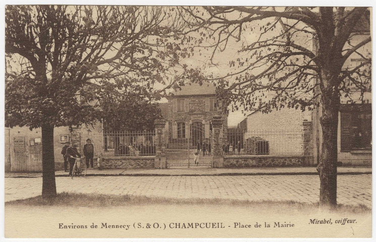 CHAMPCUEIL. - Place de la mairie, Mirabel, sépia. 