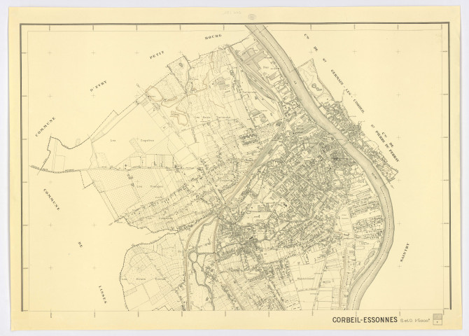 Plan topographique de CORBEIL-ESSONNES dressé à l'aide des documents du M.R.U., complété, mis à jour et dessiné par R. BOUILLE, ingénieur-géomètre, feuille 1, Ministère de la Reconstruction et de l'Urbanisme, 1953. Ech. 1/5 000. N et B. Dim. 0,75 x 1,04. 