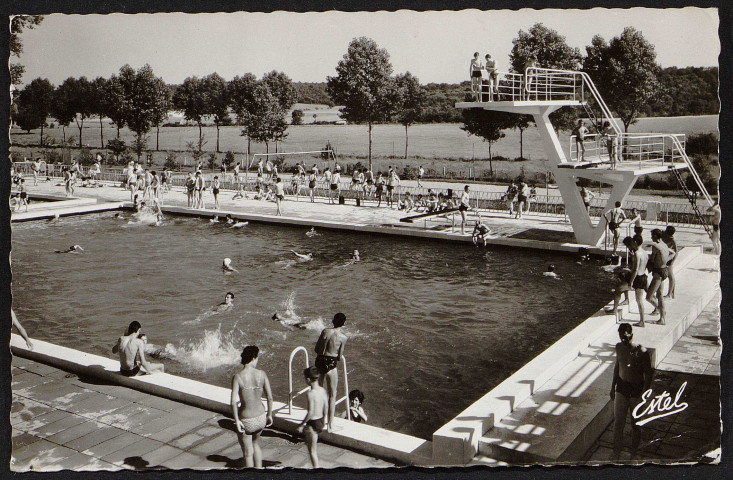 Dourdan .- La piscine(10 septembre 1963). 