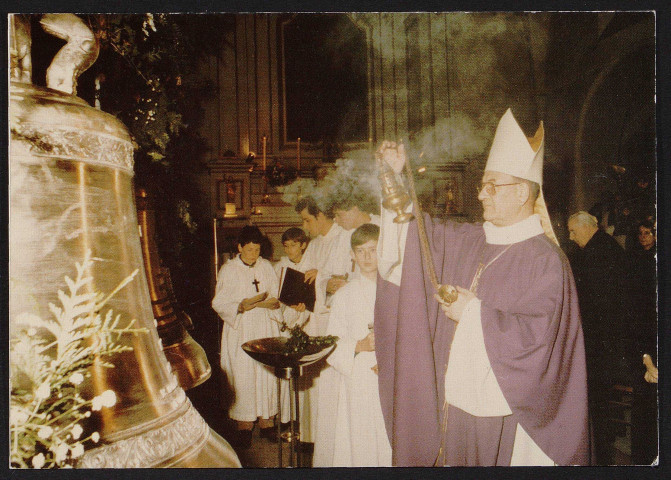 YERRES.- Baptême des cloches de l'église Saint-Honest, par Monseigneur Herbulot, évêque de Corbeil-Essonnes (février 1989).