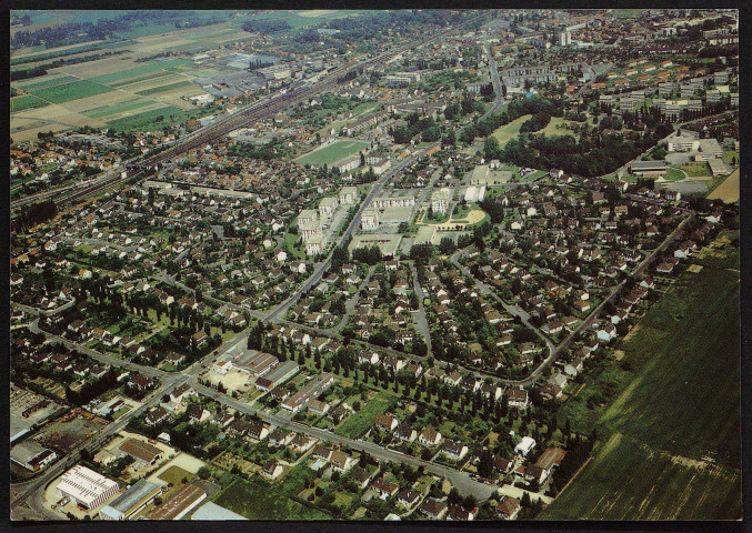 Brétigny-sur-Orge.- Vue générale de la cité La Moinerie [1975-1990]. 
