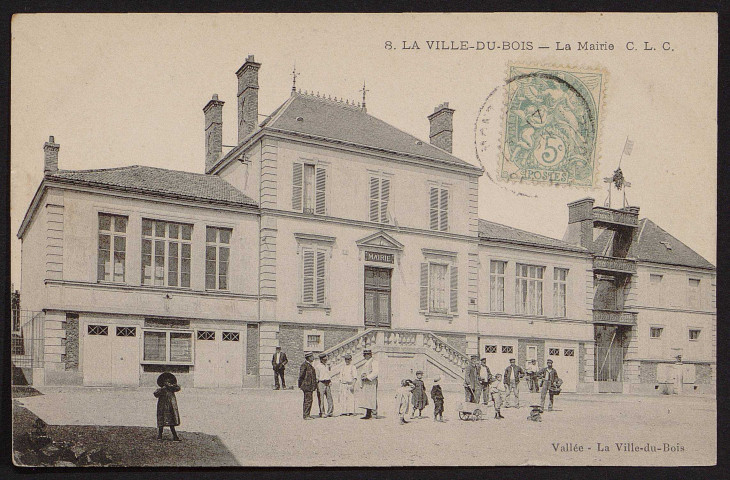VILLE-DU-BOIS (LA). - La mairie (17 septembre 1906).